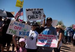 2000 Anak Terpisah dari Keluarga, Warga AS Demo Kebijakan Migran Trump