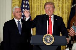 Trump Perintahkan Militer AS Bentuk Pasukan Luar Angkasa