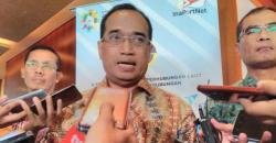 Menhub Pantau Dampak Abu Gunung Agung ke Bandara Lombok dan Banyuwangi