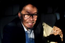 Setelah Dipenjara 8 Tahun, Anwar Ibrahim Resmi Memimpin Partai