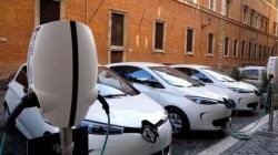 Prancis Larang Mobil Berbahan Bakar Bensin atau Solar Mulai 2040