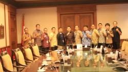 Hobi Biliar, HT Diminta Menjadi Ketum POBSI
