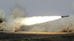 Militer Saudi Cegat Rudal Houthi, 26 Warga Luka akibat Pecahan Peluru