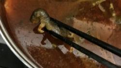 Ada Tikus Mati di Sup, Nilai Pasar Saham Restoran Anjlok Rp2,8 Triliun