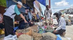 Aktivitas Jual Beli di Pasar Manonda Palu Mulai Pulih Pascagempa