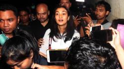 Atiqah Hasiholan Diperiksa Polisi Terkait Kasus Hoaks Ratna Sarumpaet