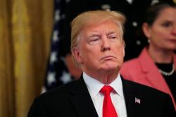 Trump Kutuk Teror Paket Bom untuk Obama dan Hillary Clinton