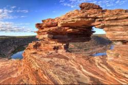 Dehidrasi, Pria Tewas saat Hiking di Australia Barat