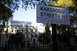Aktivis Ubah Nama Jalan di Luar Kedubes Saudi Jadi 'Khashoggi Street'
