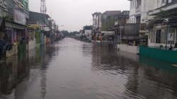 Hujan Deras Landa Bandung, Jalan Pagarsih Kembali Tergenang