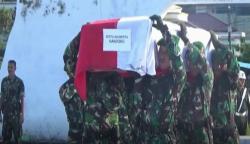 Jenazah Pratu Makamu yang Gugur Tertembak KKB Dievakuasi ke Timika