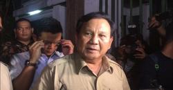 Rumah Prabowo Digeruduk Puluhan Youtuber, Blogger, dan Vlogger