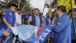 Ribuan Atribut Demokrat Dirobek Dibuang ke Parit, 1 Orang Ditangkap