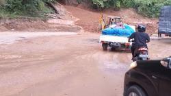Jembatan Sidua-dua Tertimbun Longsor, Jalur Siantar-Parapat Terputus