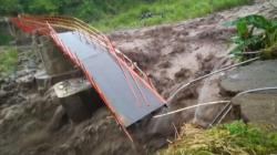 Banjir Bandang dan Longsor Landa 3 Kecamatan di Brebes, Jembatan Putus