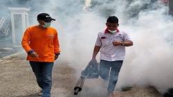 Dihubungi Warga, Perindo Semarang Langsung Fogging 250 Rumah
