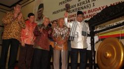 Oesman Sapta Buka Mukernas I Gebu Minang