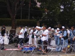Ketika Azan Ashar Hentikan Aksi Massa FUI Tuntut Pemilu Jurdil