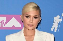 TikTok Tambah Fitur Belanja, Kylie Jenner Langsung Jualan Produk Kosmetik