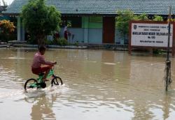Jatim Dilanda Banjir Besar, TKD Jokowi-Ma’ruf Setop Sementara Kampanye