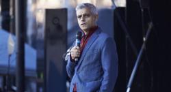 Wali Kota London Tolak Liga Inggris Dilanjutkan Bulan Depan