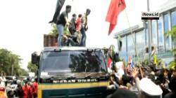 Demo Tolak Pabrik Semen di Kaltim Ricuh, Mahasiswa Sandera Truk