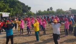 Caleg Perindo Gelar Senam Massal Bareng Emak-Emak di Serdang Bedagai