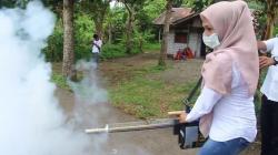 Berantas Nyamuk Penyebab DBD, Perindo Tidore Fogging Permukiman Warga