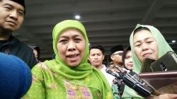 Khofifah Mengaku Diperiksa KPK 1,5 Jam Untuk Saksi Tersangka Romi Cs<