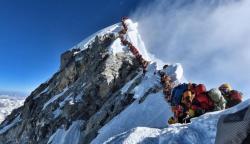 Jalur Gunung Everest Padat, 4 Pendaki Tewas karena Harus Antre ke Puncak