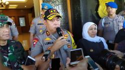 Pembakaran Mapolsek Tambelangan Sampang, Polisi Temukan 30 Bom Molotov