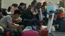 Pemudik Keluhkan Mahalnya Tiket Pesawat, Otoritas Juanda Turunkan Tim Pantau<