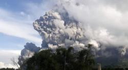 Gunung Sinabung Meletus dengan Tinggi Kolom Abu 7 Km, Tidak Ada Korban Jiwa