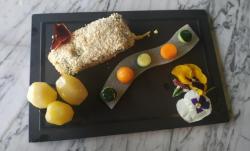 Mau Diet dengan Makanan Sehat dan Lezat? Coba Saja Salmon Crusty