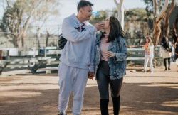 Liburan ke Australia, Gisel Bantah Foto Prewedding bersama Wijin