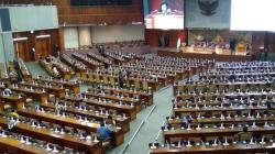 Sidang Paripurna DPR, 220 Anggota Dewan Absen