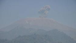 Status Gunung Slamet Waspada, Jalur Pendakian Ditutup