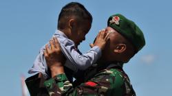 Momen Kepulangan Prajurit TNI AD usai Bertugas Jaga Perbatasan RI-PNG