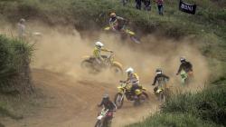 Adu Cepat Motor Trail DT 100 saat Jambore Nasional di Cisarua