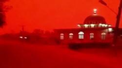 Viral Langit Merah di Muaro Jambi akibat Karhutla, Siang Hari Seperti Malam