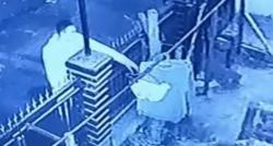 Rekaman CCTV Aksi Pencuri Pakaian Dalam Mahasiswi di Kabupaten Agam