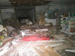 Nissan Livina Seruduk Apotek di Senopati, Pengemudi Ternyata Mahasiswi