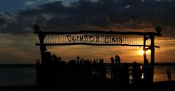 Menikmati Sunset Terindah di Makassar, Kunjungi Pantai Akkarena yang Eksotis