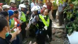 Atap SDN Gentong di Pasuruan Ambruk, Polda Jatim Kirim Tim Labfor Cek Konstruksi Bangunan