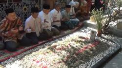 Gus Sholah Akan Dimakamkan di Samping Makam KH Hasyim Asy’ari dan Gus Dur