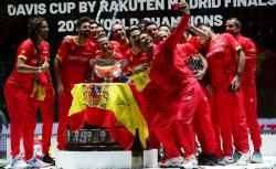 Taklukkan Shapovalov, Nadal Bawa Spanyol Juara Piala Davis 2019