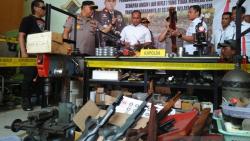 Senjata Ilegal yang Dirakit Industri Rumahan di Lumajang Dijual ke Daerah Konflik