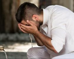 Keutamaan Wudhu Bisa Hapus Dosa dan Cegah Virus