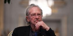 Albania Berencana Boikot Upacara Penghargaan Hadiah Nobel Sastra untuk Peter Handke