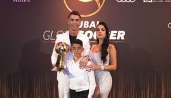 Cristiano Ronaldo Raih Penghargaan Dubai Globe Soccer Awards 2019